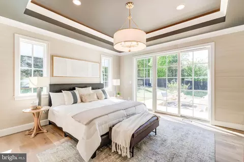 Bedroom - 1538 Forest Ln, Mclean, VA 22101 photo 1 of 10