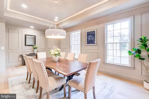 Dining - 1538 Forest Ln, Mclean, VA 22101 photo 2 of 12