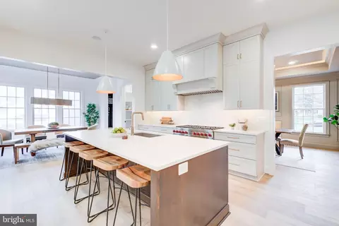 Kitchen - 1538 Forest Ln, Mclean, VA 22101 photo 9 of 14
