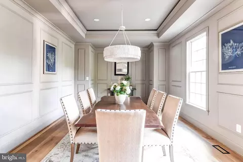 Dining - 1538 Forest Ln, Mclean, VA 22101 photo 3 of 12