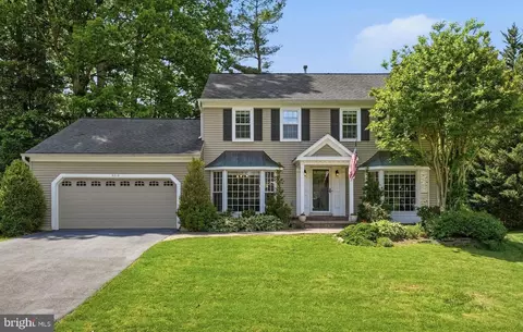 9215 Cork Pl, Burke, VA 22015