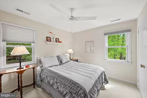 Bedroom - 7908 Foxhound Rd, Mclean, VA 22102 photo 3 of 5