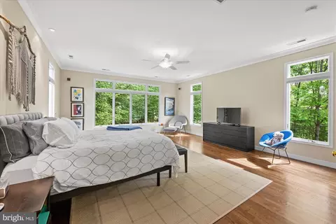 Bedroom - 7908 Foxhound Rd, Mclean, VA 22102 photo 2 of 5