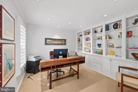 Other - 7908 Foxhound Rd, Mclean, VA 22102 photo 4 of 7