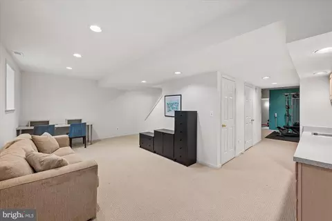 Other - 7908 Foxhound Rd, Mclean, VA 22102 photo 6 of 7