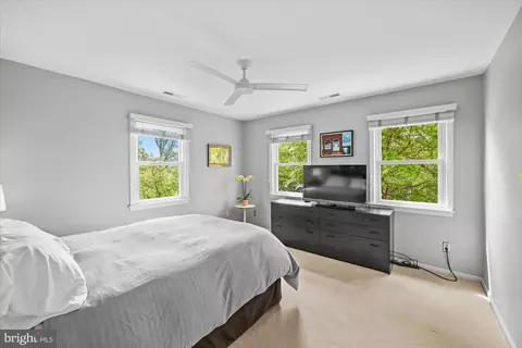 Bedroom - 7908 Foxhound Rd, Mclean, VA 22102 photo 5 of 5