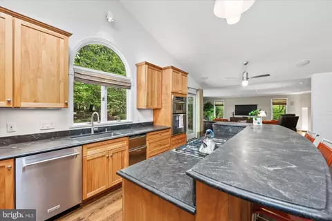 Kitchen - 7908 Foxhound Rd, Mclean, VA 22102 photo 2 of 4
