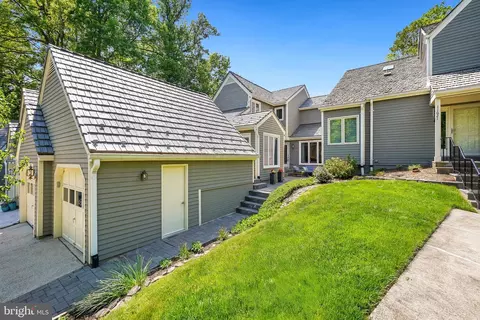 11619 Chapel Cross Way, Reston, VA 20194