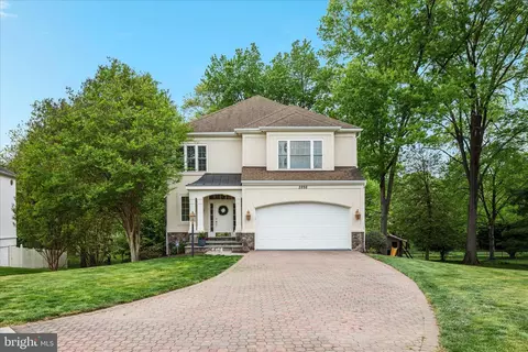 2898 Gretna Pl, Vienna, VA 22181