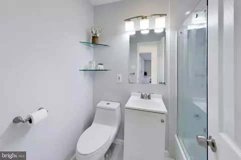 Bath - 5510 Eastbourne Dr, Springfield, VA 22151 photo 2 of 5