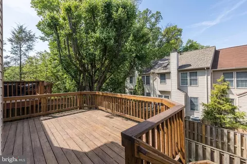 Exterior - 6491 Milva Ln, Springfield, VA 22150 photo 4 of 9