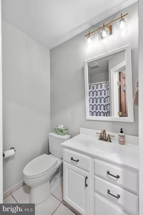 Bath - 6491 Milva Ln, Springfield, VA 22150 photo 9 of 9