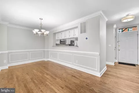 Entry Way - 6491 Milva Ln, Springfield, VA 22150 photo 2 of 9