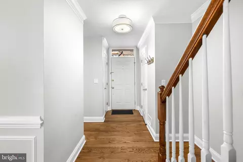 Entry Way - 6491 Milva Ln, Springfield, VA 22150 photo 1 of 9