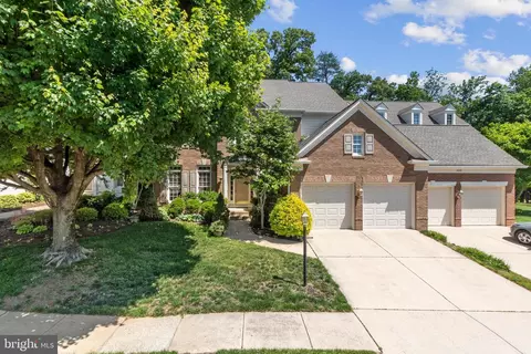 6264 Kingfisher Ln, Alexandria, VA 22312