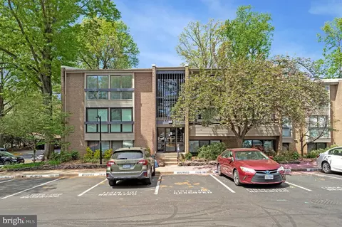 11616 Ivystone Ct #05/300A, Reston, VA 20191