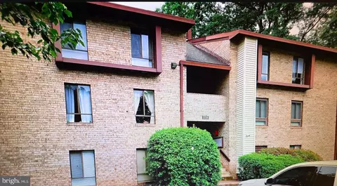 2226 Castle Rock Sq #1B, Reston, VA 20191
