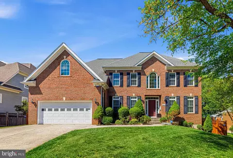 6804 Dean Dr, Mclean, VA 22101