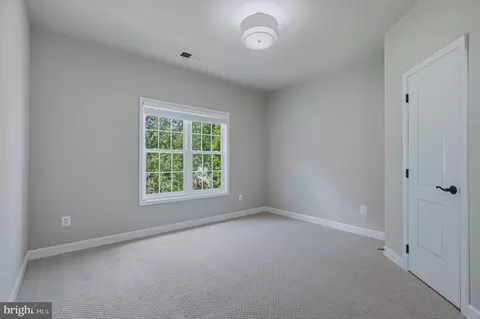 6804 Dean Dr, Mclean, VA 22101 photo 31