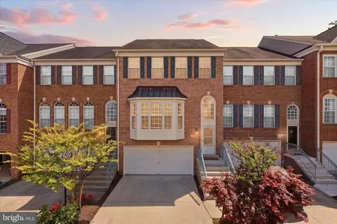 13573 Cedar Run Ln, Herndon, VA 20171
