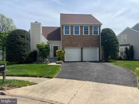 3643 Paoli Ct, Chantilly, VA 20151