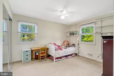 Bedroom - 7212 Galgate Dr, Springfield, VA 22153 photo 5 of 7