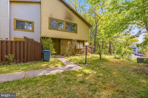 10669 Spring Oak Ct, Burke, VA 22015