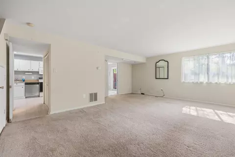 10669 Spring Oak Ct, Burke, VA 22015