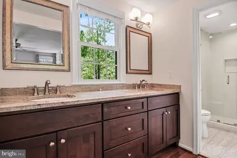 Bath - 8309 Timber Brook Ln, Springfield, VA 22153 photo 2 of 3