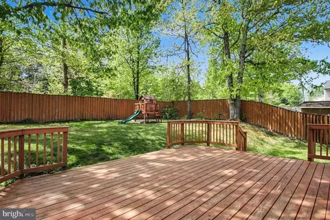 Exterior - 8309 Timber Brook Ln, Springfield, VA 22153 photo 5 of 9