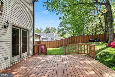 Exterior - 8309 Timber Brook Ln, Springfield, VA 22153 photo 6 of 9
