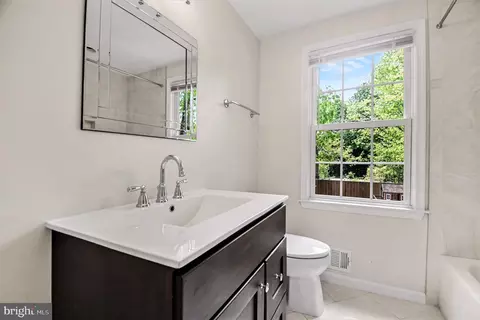 Bath - 8309 Timber Brook Ln, Springfield, VA 22153 photo 3 of 3