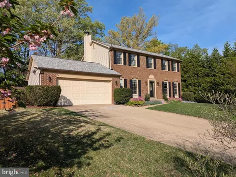 Exterior - 8309 Timber Brook Ln, Springfield, VA 22153 photo 2 of 9