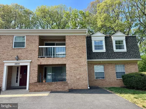 5800 Cove Landing Rd #304, Burke, VA 22015