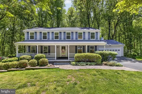 2909 Blue Robin Ct, Oak Hill, VA 20171