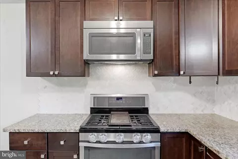 Kitchen - 6500 Haystack Rd, Alexandria, VA 22310 photo 2 of 3