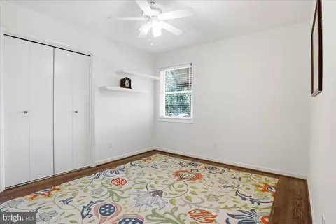 Bedroom - 7608 Hamlet St, Springfield, VA 22151 photo 4 of 6