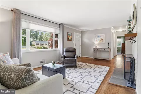 Living - 7608 Hamlet St, Springfield, VA 22151 photo 1 of 5
