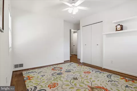 Bedroom - 7608 Hamlet St, Springfield, VA 22151 photo 3 of 6