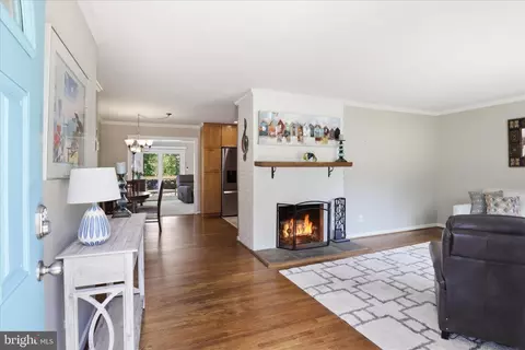 Entry Way - 7608 Hamlet St, Springfield, VA 22151 photo 1 of 1