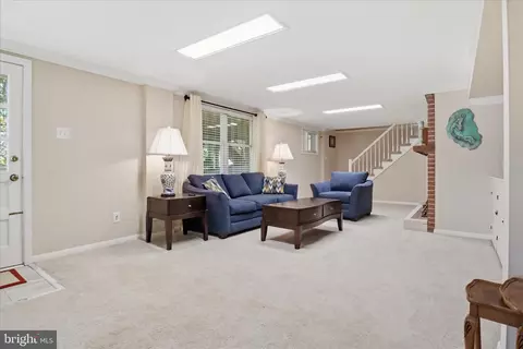 Living - 7608 Hamlet St, Springfield, VA 22151 photo 5 of 5
