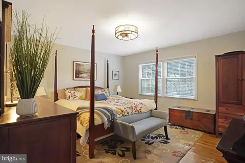 Bedroom - 8428 Grenoble Ct, Springfield, VA 22152 photo 1 of 7