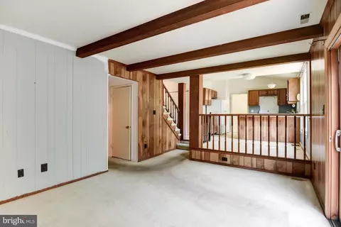 Living - 10214 Eagle Landing Ct, Burke, VA 22015 photo 4 of 4