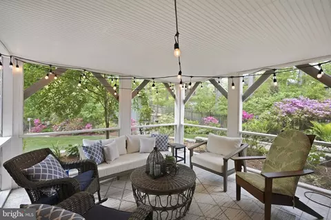 Exterior - 7006 Barnack Dr, Springfield, VA 22152 photo 7 of 20