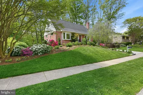 Exterior - 7006 Barnack Dr, Springfield, VA 22152 photo 10 of 20