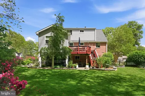 Exterior - 7006 Barnack Dr, Springfield, VA 22152 photo 13 of 20