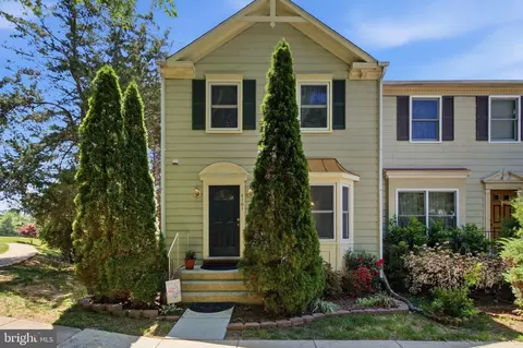 6101 Old Brentford Ct, Alexandria, VA 22310