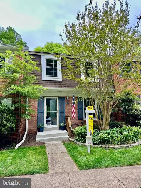 5230 Lonsdale Dr, Springfield, VA 22151