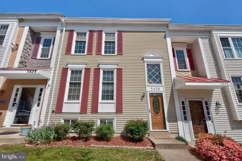 5430 Crows Nest Ct, Fairfax, VA 22032