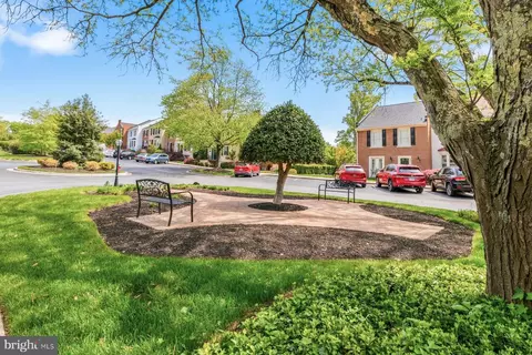 Exterior - 8240 Taunton Pl, Springfield, VA 22152 photo 9 of 13